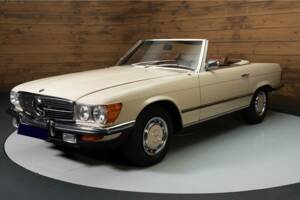 Image 5/8 de Mercedes-Benz 350 SL (1972)