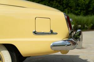 Image 27/50 of Studebaker Champion Regal DeLuxe Convertible (1950)