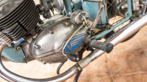 Image 10/12 de Victoria KR 26 N (1954)