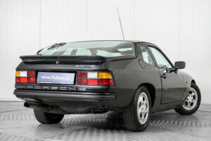 Immagine 43/50 di Porsche 924 S (1986)