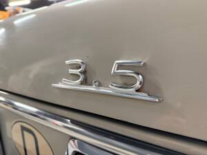 Image 42/44 of Mercedes-Benz 280 SEL 3,5 (1971)