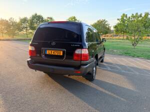 Image 6/32 of Lexus LX 470 (2003)