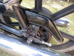 Image 31/36 of Yamaha RD 125 DX (1981)