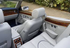 Bild 36/39 von Rolls-Royce Corniche V (2000)