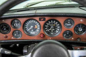 Image 19/50 of Triumph Stag (1972)