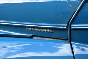Image 32/37 of Morris Minor 1000 Traveller (1971)