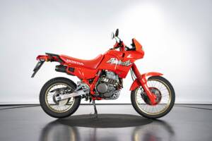 Image 5/50 de Honda NX 650 Dominator (1990)