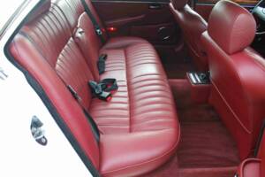 Bild 40/68 von Jaguar XJ 6 4.2 (1985)