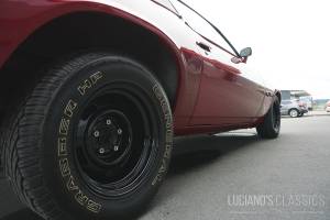 Image 13/38 of Chevrolet Camaro LT (1974)