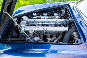 Image 47/62 of Aston Martin DB 6 (1967)