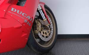 Bild 91/93 von Ducati 916 Strada (1994)