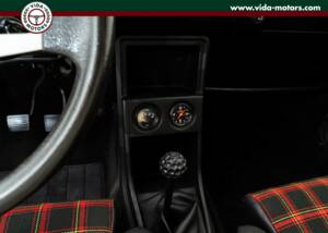 Bild 10/15 von Volkswagen Golf I GTI 1.6 (1979)