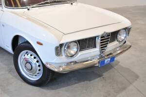 Image 11/30 of Alfa Romeo Giulia 1600 Sprint GT (1964)