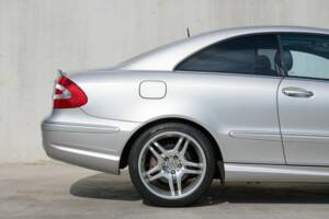Bild 6/35 von Mercedes-Benz CLK 55 AMG (2003)
