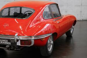 Bild 9/44 von Jaguar E-Type (2+2) (1969)