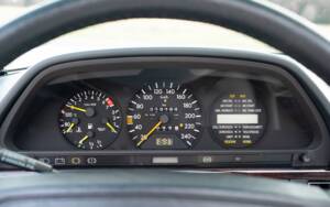 Image 46/72 de Mercedes-Benz 500 SEL (1984)