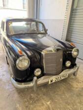 Image 1/8 of Mercedes-Benz 220 S (1958)