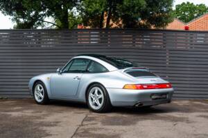 Image 2/60 of Porsche 911 Targa (1996)