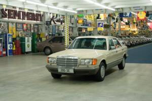 Bild 45/50 von Mercedes-Benz 280 SE (1984)
