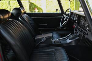 Immagine 32/39 di Jaguar E-Type V12 (2+2) (1973)