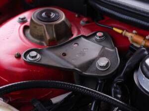 Imagen 46/50 de Alfa Romeo 155 2.5 TD (1998)