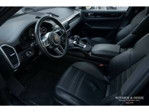 Image 5/32 of Porsche Cayenne Coupé E-Hybrid (2020)