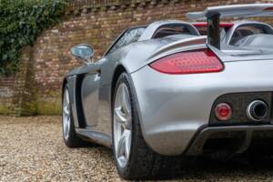 Image 44/50 de Porsche Carrera GT (2005)