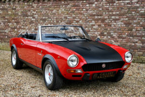 Bild 24/50 von FIAT 124 Sport Spider (1973)