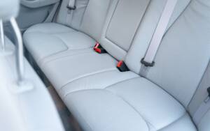 Image 28/45 of Mercedes-Benz S 55 AMG (2000)