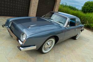 Image 19/50 of Studebaker Avanti (1963)