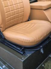 Image 8/25 of Land Rover 90 (1986)