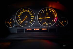 Image 77/99 of BMW M5 (2000)
