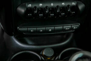 Image 38/50 of Mini One Countryman (2011)