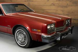 Bild 3/8 von Oldsmobile Toronado (1985)