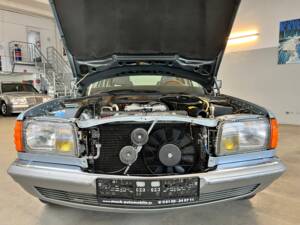 Image 26/64 of Mercedes-Benz 280 SE (1983)