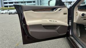Image 11/56 of Maserati Quattroporte S (2015)
