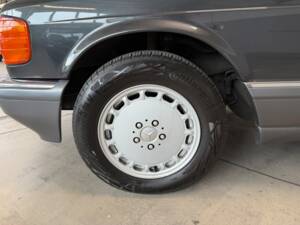 Bild 14/46 von Mercedes-Benz 300 SE (1990)