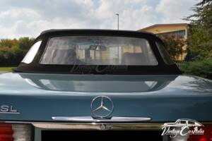 Image 34/75 de Mercedes-Benz 560 SL (1986)