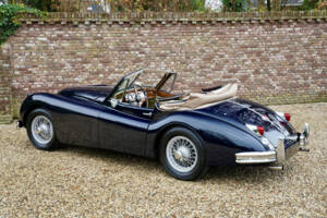 Image 12/50 de Jaguar XK 140 DHC (1957)
