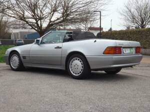 Image 41/50 de Mercedes-Benz 500 SL (1991)
