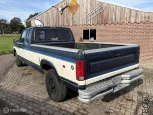 Bild 25/41 von Ford F-250 (1986)