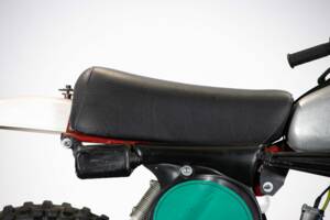 Image 18/38 of CZ 250 Moto Cross (1970)