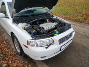 Image 18/32 of Volvo S80 2.9 Nilsson (2004)