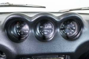 Image 24/50 of Datsun 240 Z (1971)