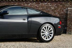 Image 22/50 of Aston Martin V12 Vanquish (2003)