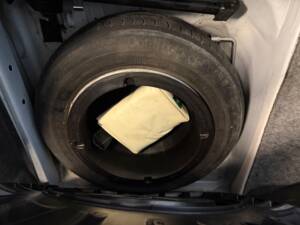 Bild 27/34 von Mercedes-Benz E 320 (1996)