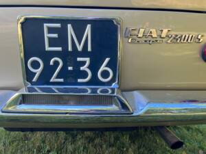 Image 18/28 of FIAT 2300 S Coupe (1965)