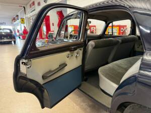 Image 11/18 of Mercedes-Benz 180 Db (1961)