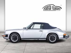 Image 4/22 of Porsche 911 Carrera 3.2 (1987)