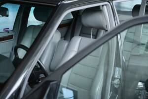 Bild 38/50 von Mercedes-Benz 500 E (1993)